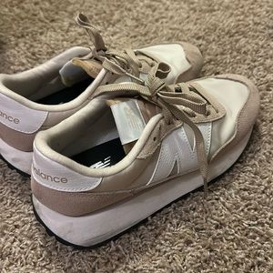 Tan new balance 237